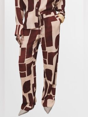 Mango Fluid Pants in Geometric Pattern